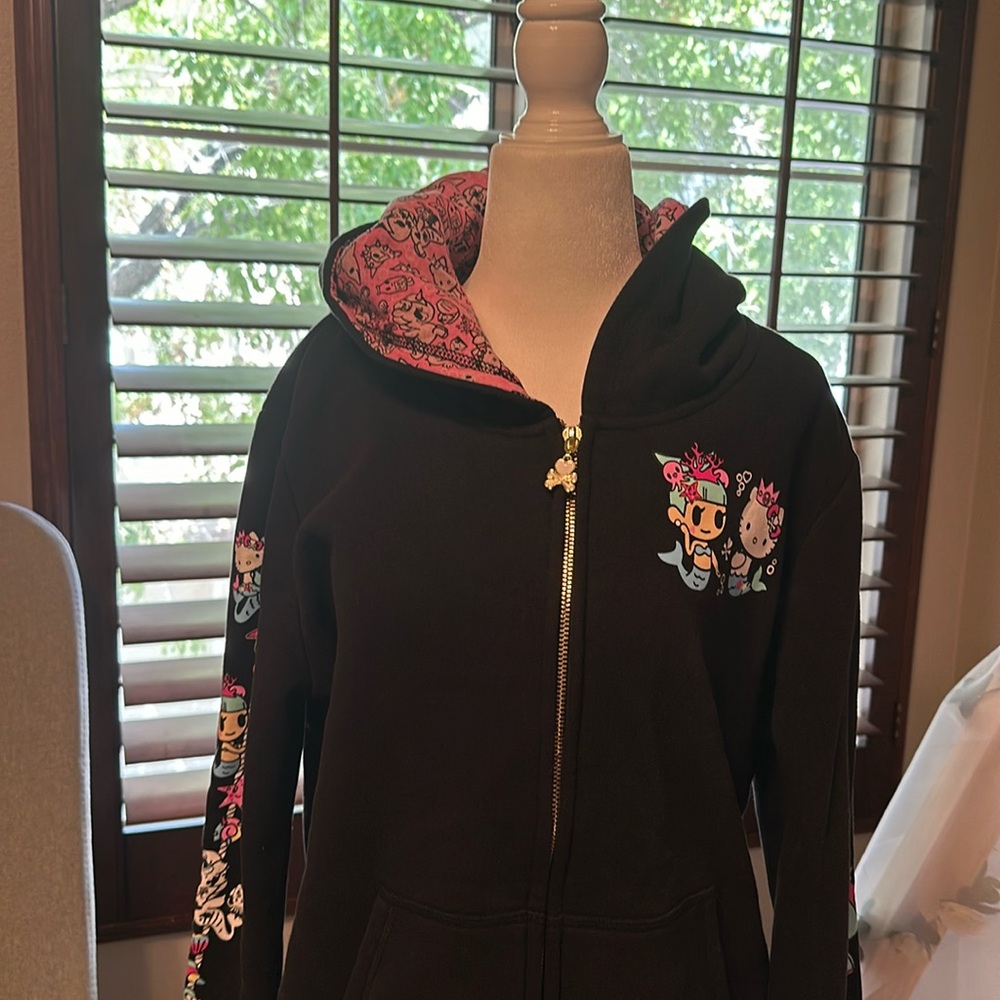 Tokidoki hello kitty mermaid black hooded sweater, XL